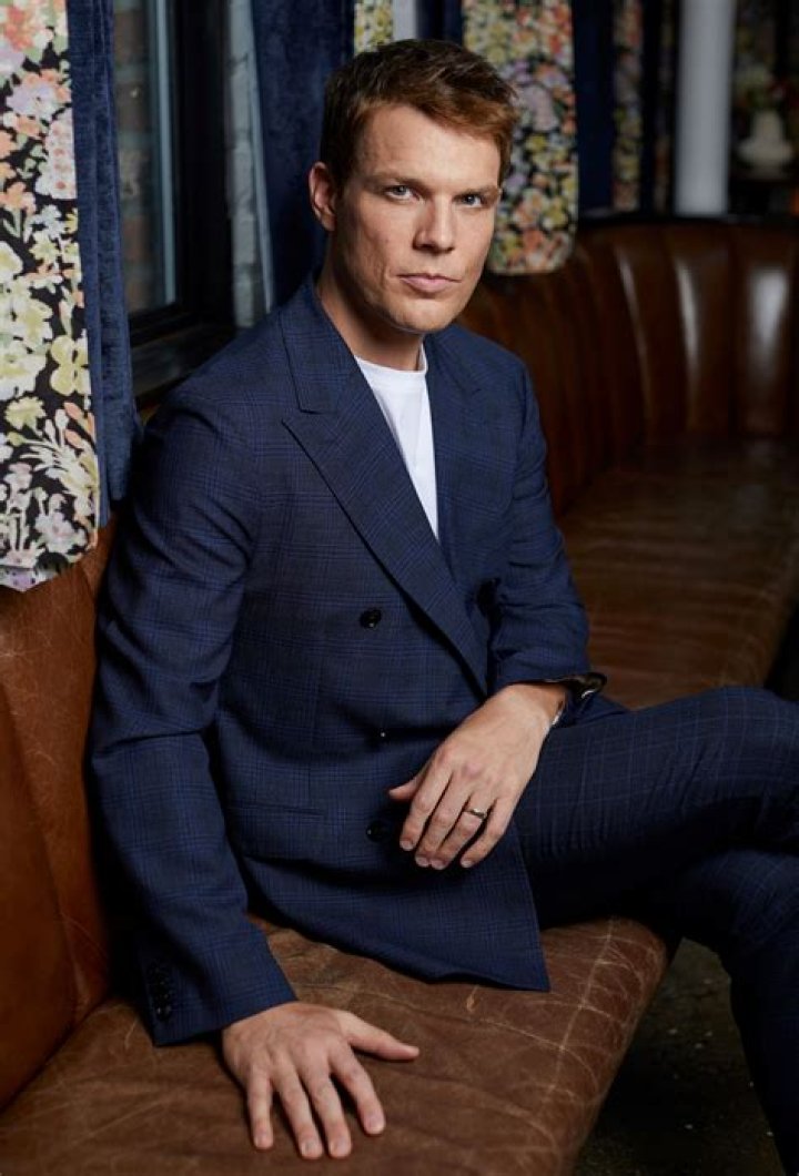 Details About Jake Lacy: How is Pete from The Office doing now?
